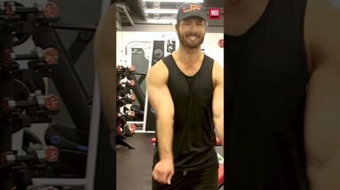 Glen Powell's way to psych himself up for the gym #menshealth